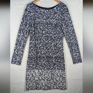 563-Vince Camuto Navy and White Geometric Long Sleeve Dress